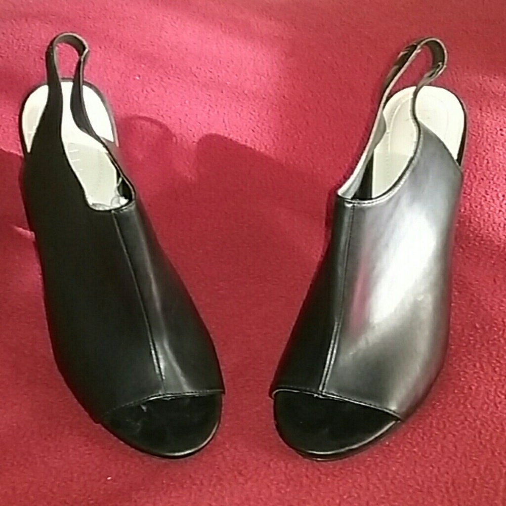 Ladies shoes