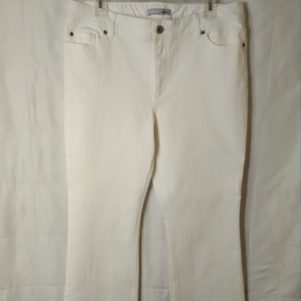 Chicos Platinum Boot Cut White Jeans 2.5 Short