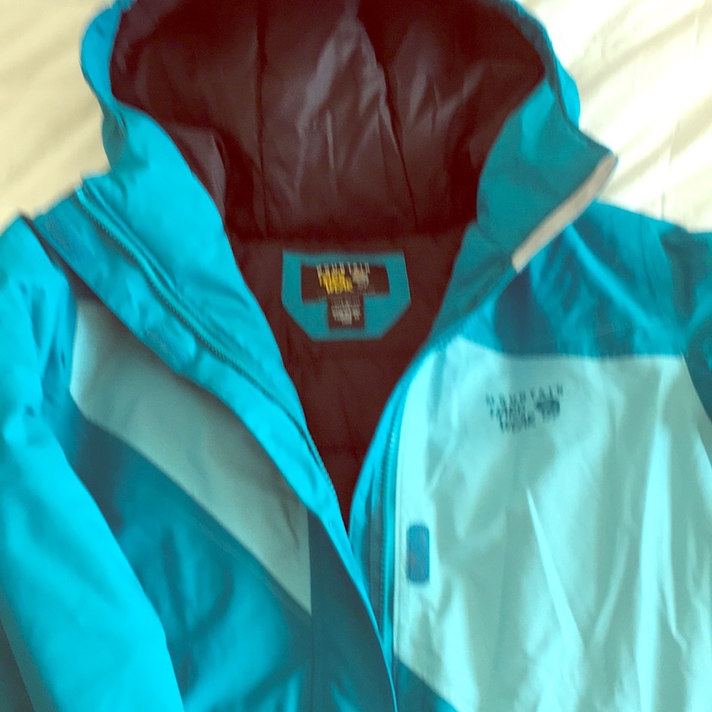 Mountain hardware winter jacket