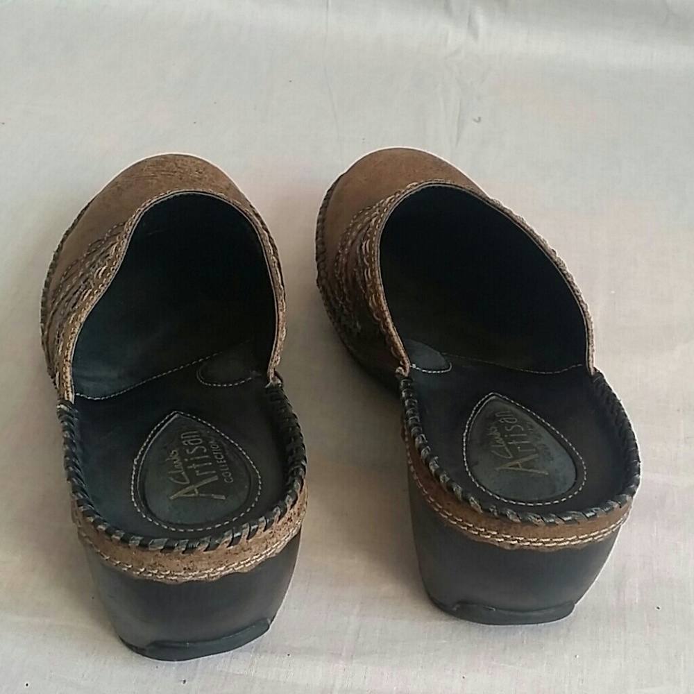 Clarks Artisan Clogs Shoes 8 M Leather Heels 3" - Picture 3 of 4