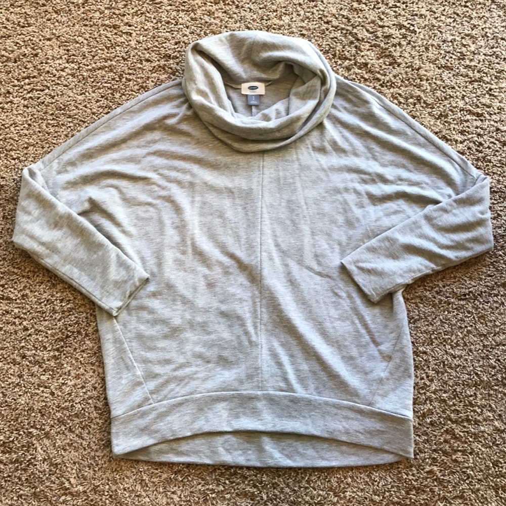 Old Navy Gray Sweater
