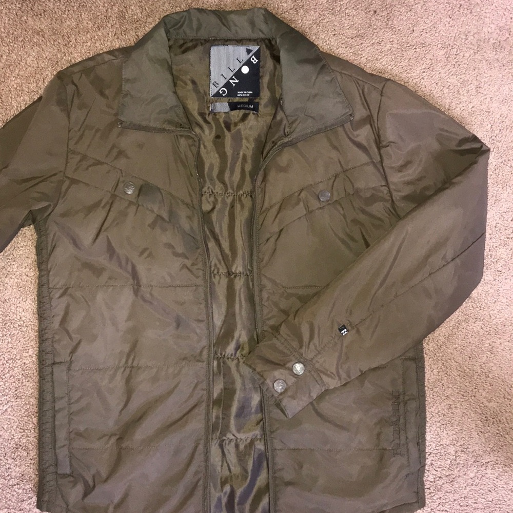 medium billabong jacket (olive nylon)