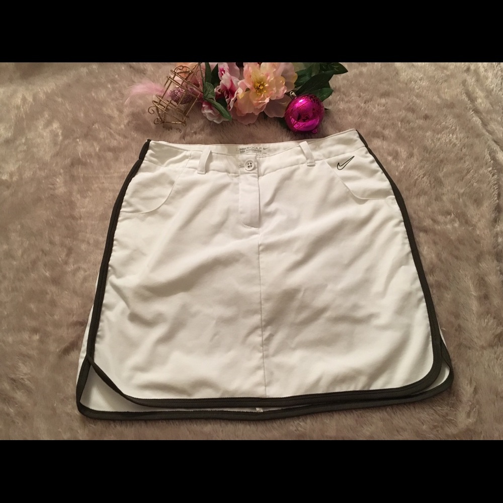 Nike Golf Skirt with Shorts!