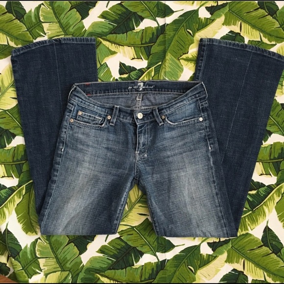 7 for All Mankind Dojo Flare Leg Jean - Picture 3 of 5