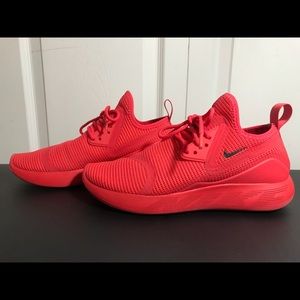 Nike women’s shoes red