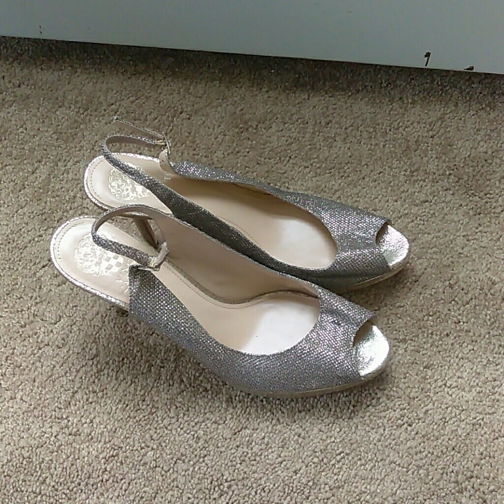 Size 11 vince camuto heels, worn twice
