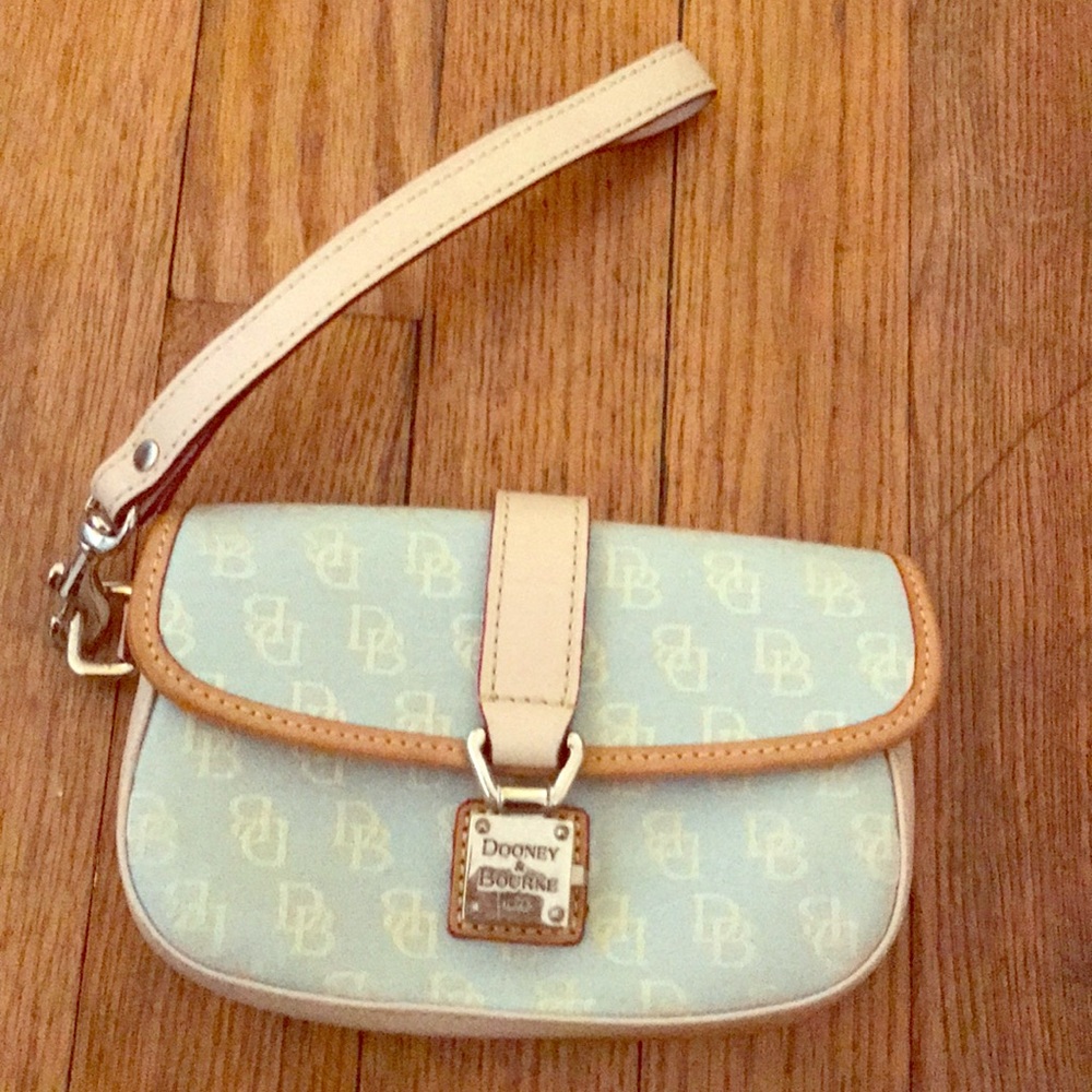Dooney and Bourke wristlet