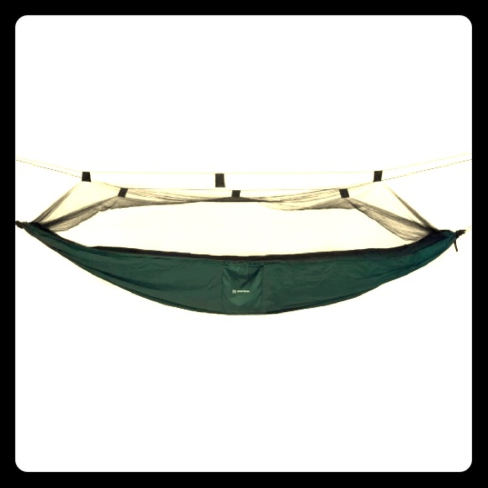 Brand New Winterial hammock w mosquito net