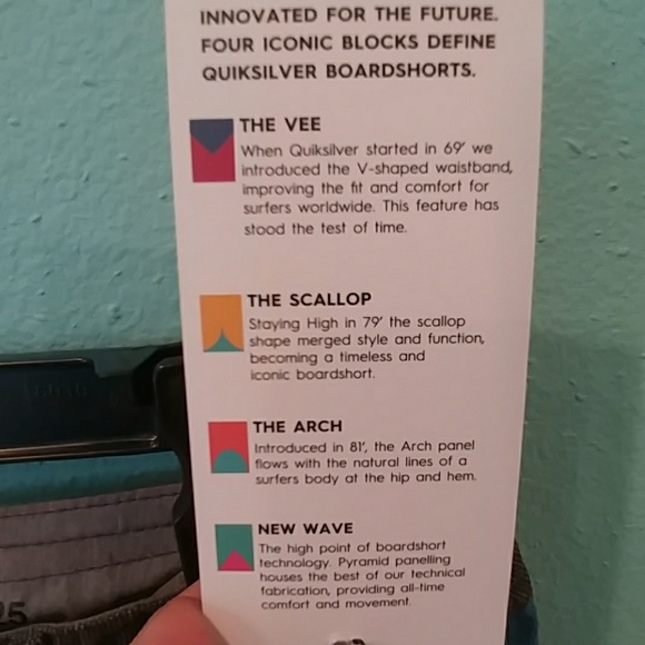 🆕Quicksilver young boy's board shorts/ swim tanks - Picture 5 of 8