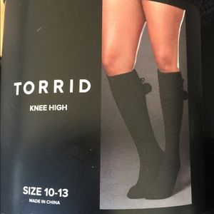 Black knee high cotton socks size 10-13
