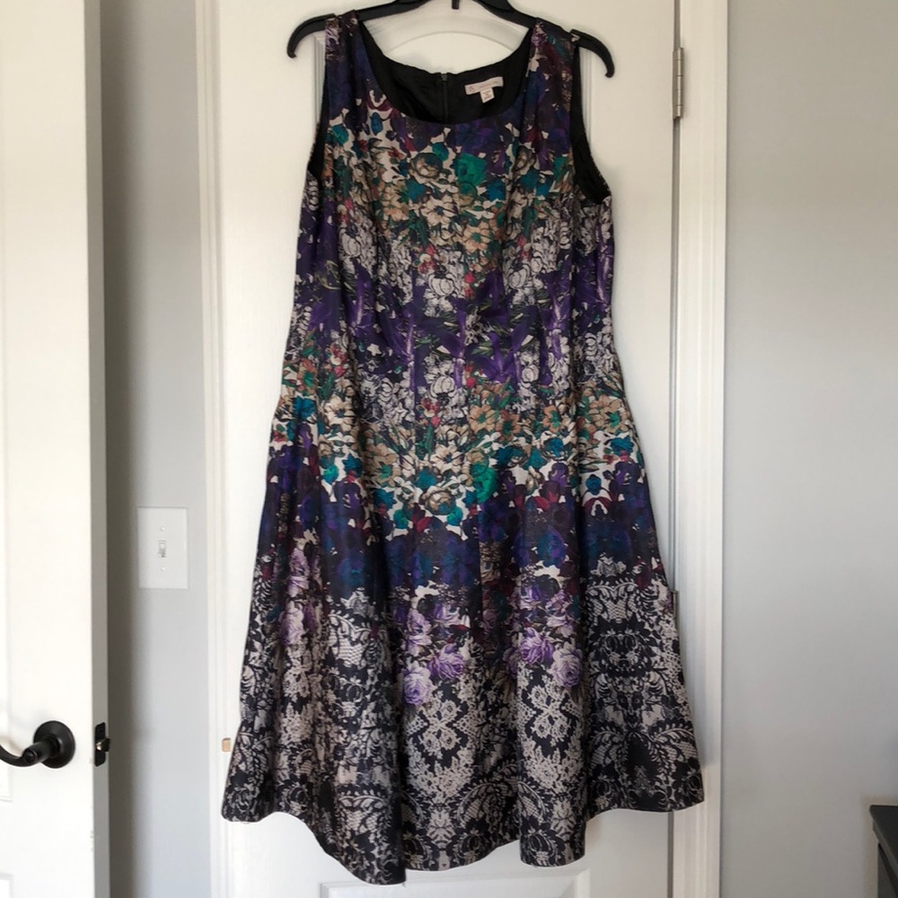 Dress Barn Fit & Flare dress 👗 gently worn