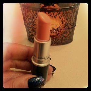 Mac lipstick cremesheen sweet and sour