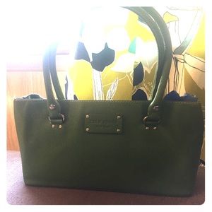 Small Kate Spade hand bag