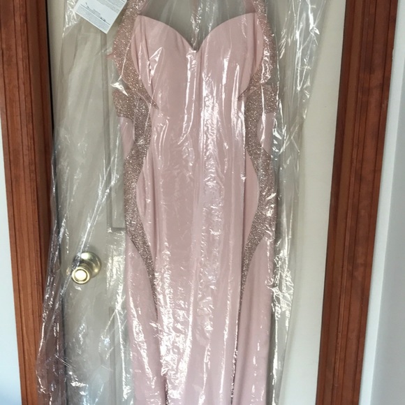 Prom Dress - Picture 4 of 4