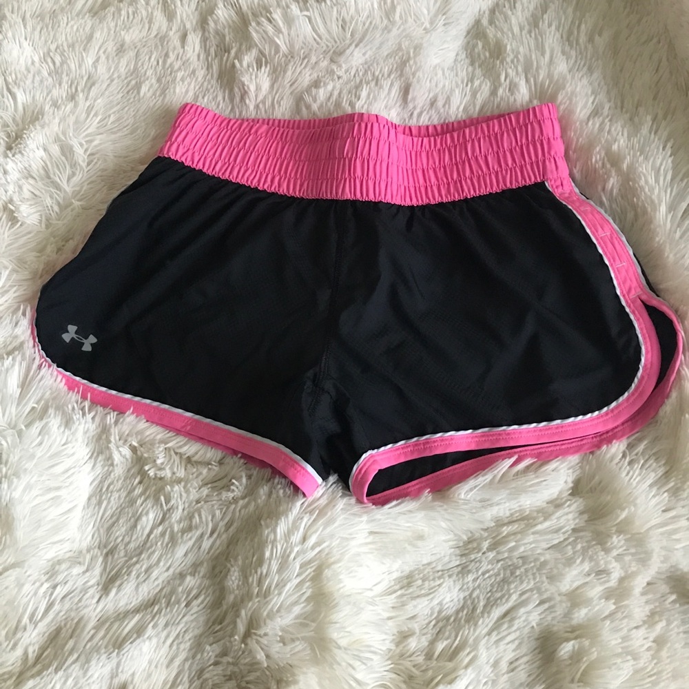 Under Armour Semi-Fitted Heat Gear Active Shorts