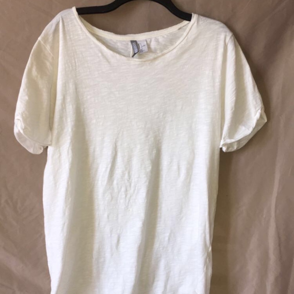 H&M white short sleeve shirt