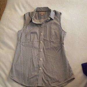 Banana Republic Sleeveless Button Down