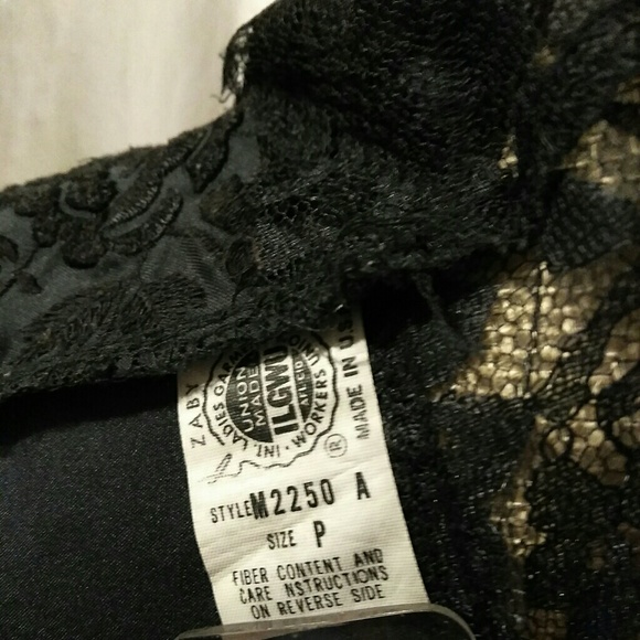 Absolutely gorgeous Vintage lingerie - Picture 6 of 7