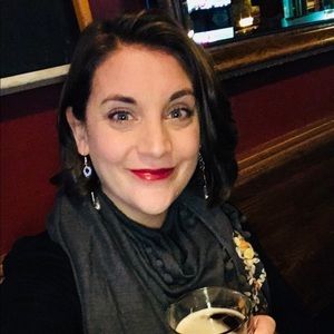 Meet your Posher, Stacy