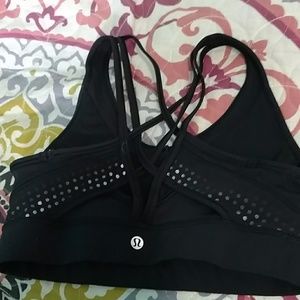 Lululemon sports bra