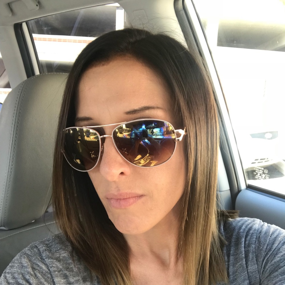 Meet your Posher, Brenda