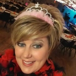 Meet your Posher, Kay