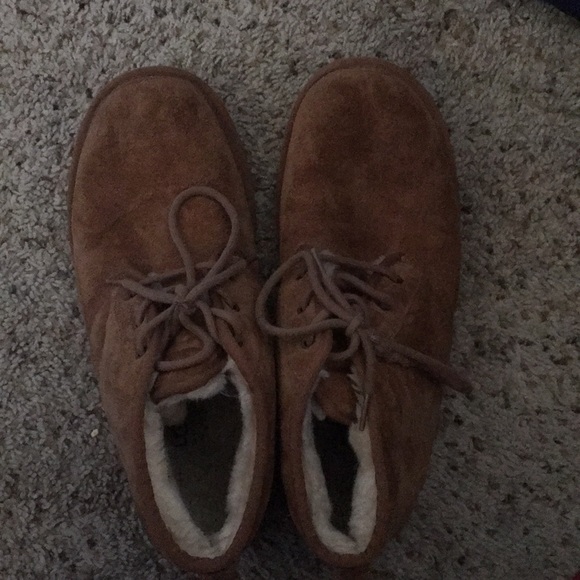 Mens Ugg boots - Picture 2 of 3