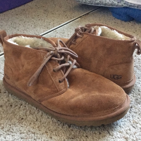 Mens Ugg boots - Picture 3 of 3