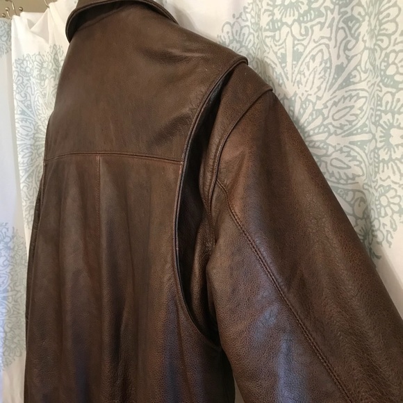 Brown GENUINE leather bomber jacket. Excellent - Picture 7 of 7