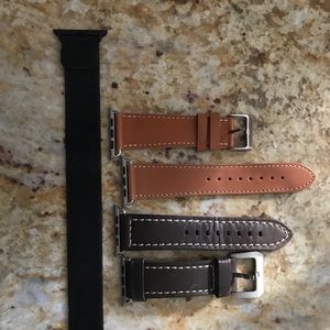 Apple iWatch 42mm bands like new