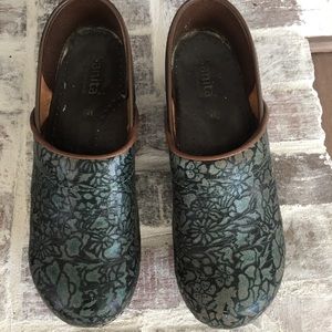 Sanita- Dansko like shoe