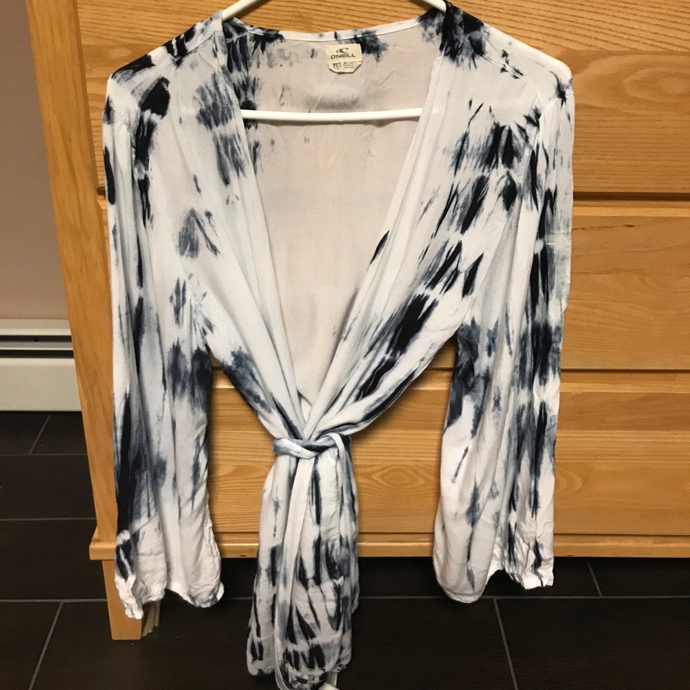 Bilibong wrap cover up