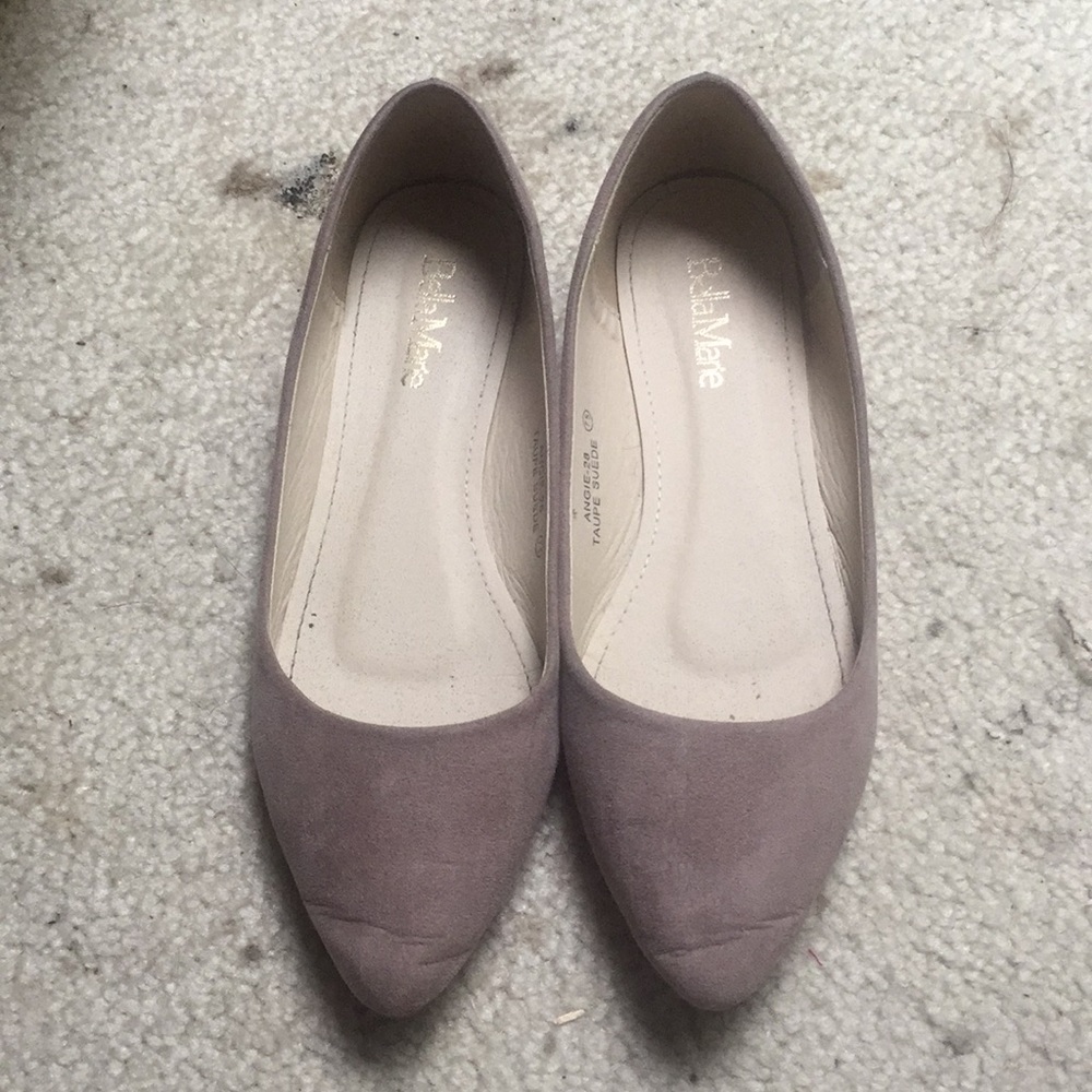 CLEAROUT Pointed toe flats - Picture 2 of 2