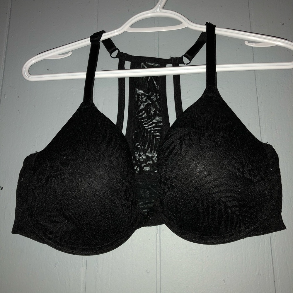 Strappy back VS Pink Bra