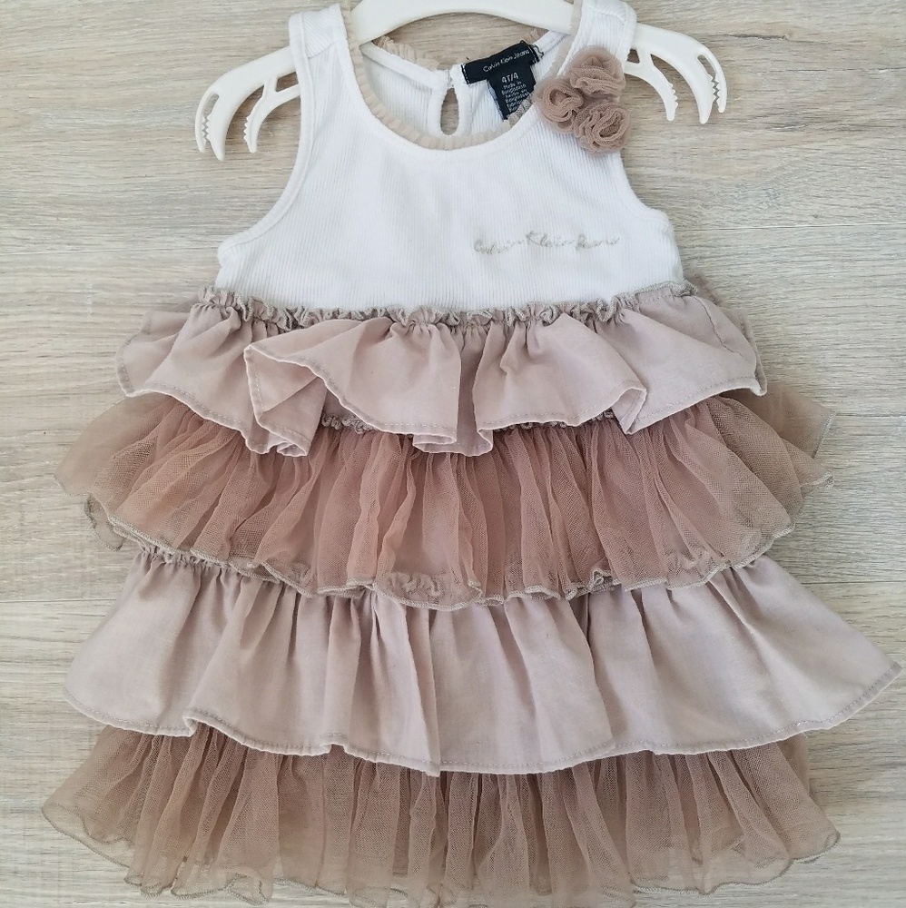💟calvin Klein girl layered ruffle dress