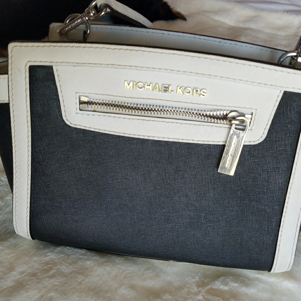 Michael Kors Crossbody