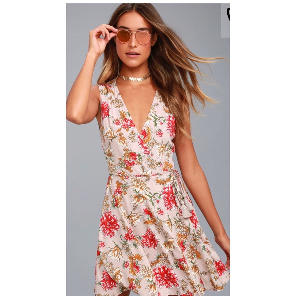 LuLu’s best in bloom blush floral wrap dress