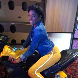 Meet your Posher, Darrian