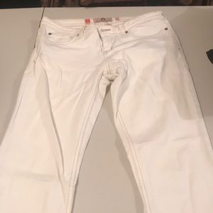 White denim jeans with flare