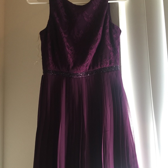 Dresses & Skirts - Short Dress