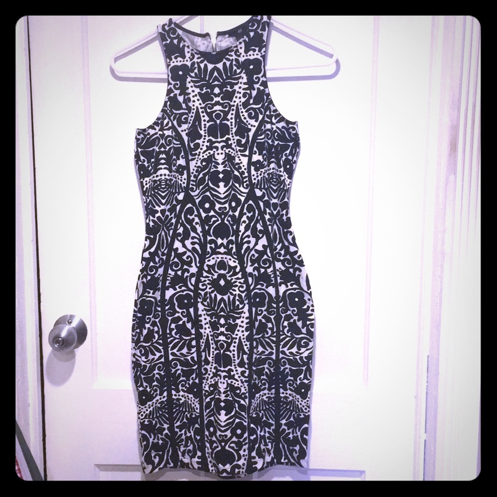 NWOT H&M black/white damask dress never worn