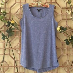 NWT Simply Vera blue self print tank top