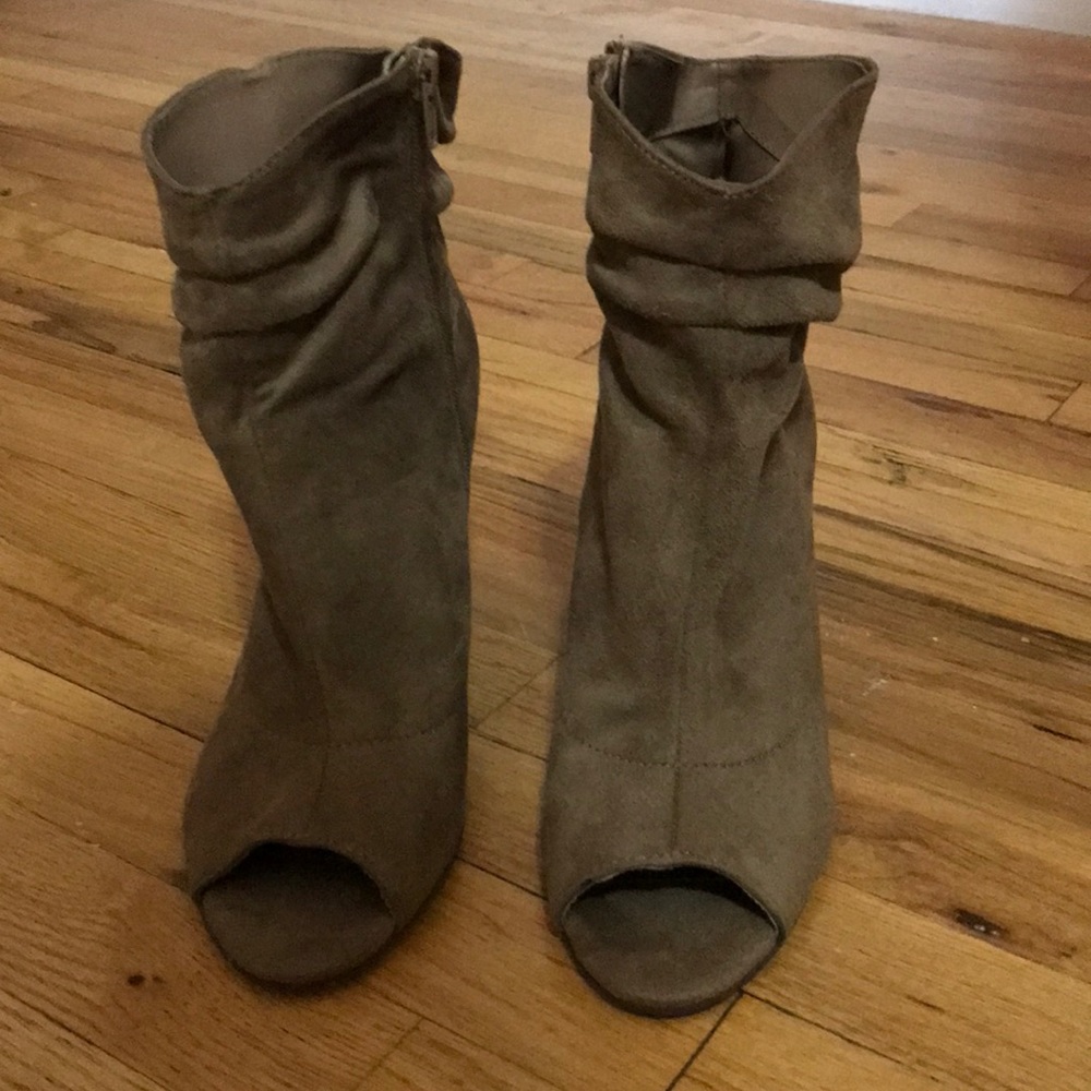 BRAND NEW brown peep toe booties never worn