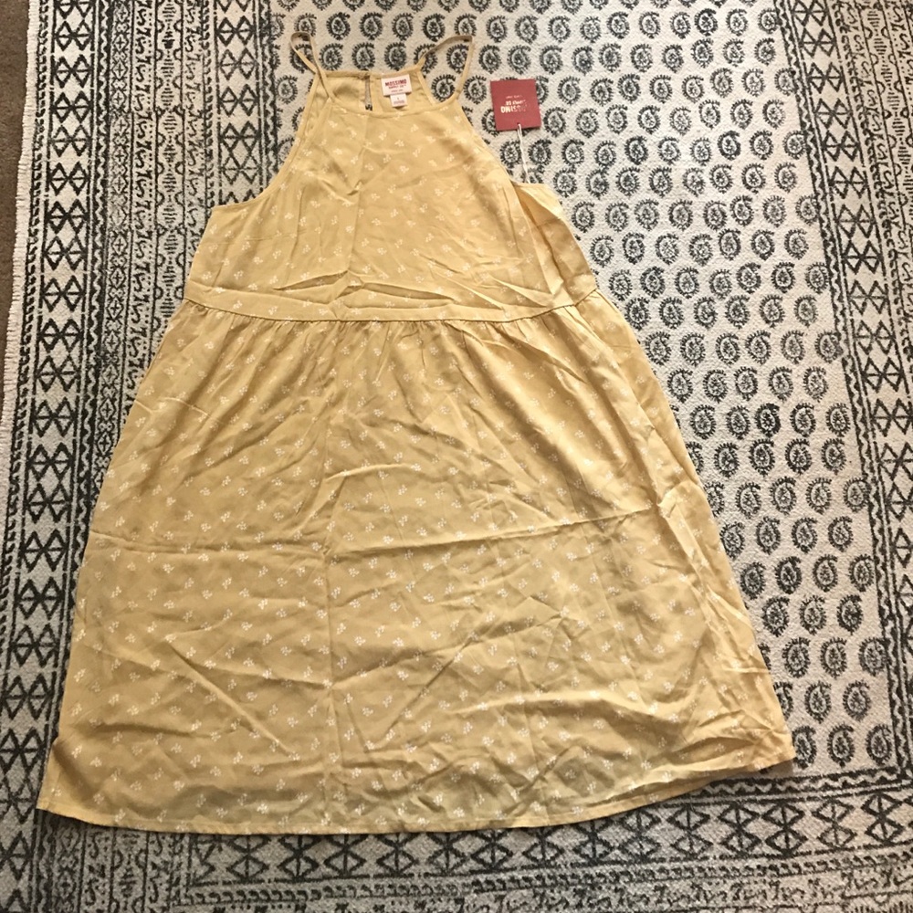Mossimo Yellow and White Halter Dress BNWT Large