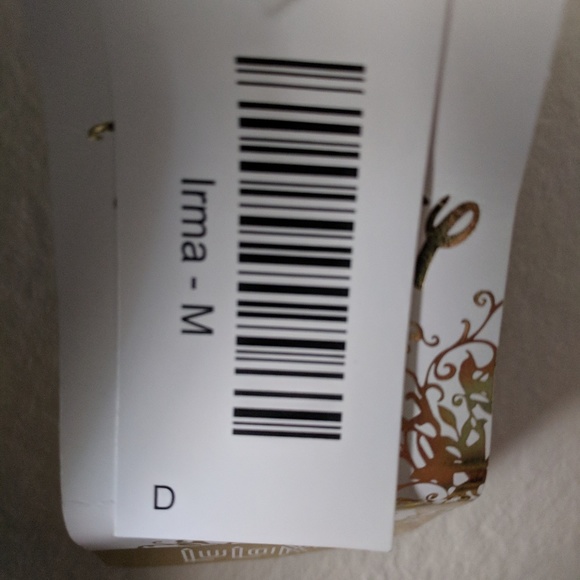 Lula Roe Disney Irma - Picture 2 of 5