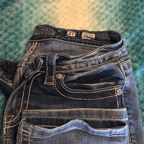 Miss Me, size 27 (stretch) capri. - Picture 2 of 3