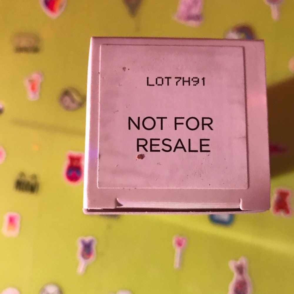 Cover FX Illuminating Setting Spray - Picture 2 of 3