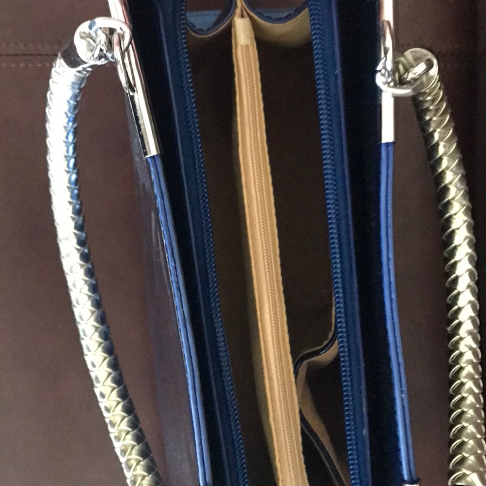 Purse - Picture 3 of 3