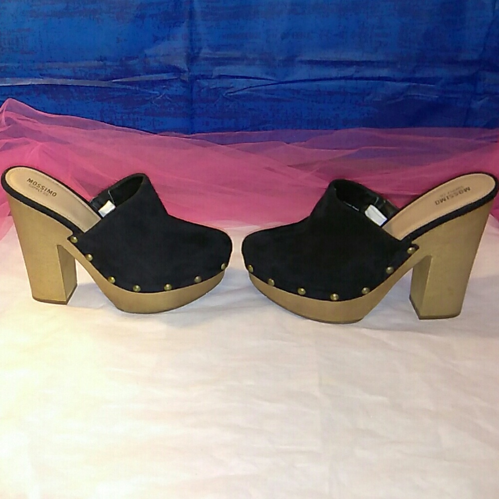 Mossimo amazingly cute shoes. Size 7.5. Look..