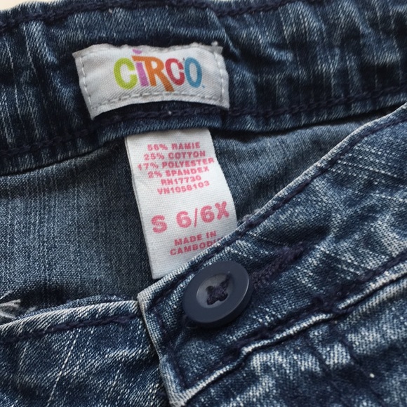 Circo denim short, Girl size S (6-6X) - Picture 3 of 5